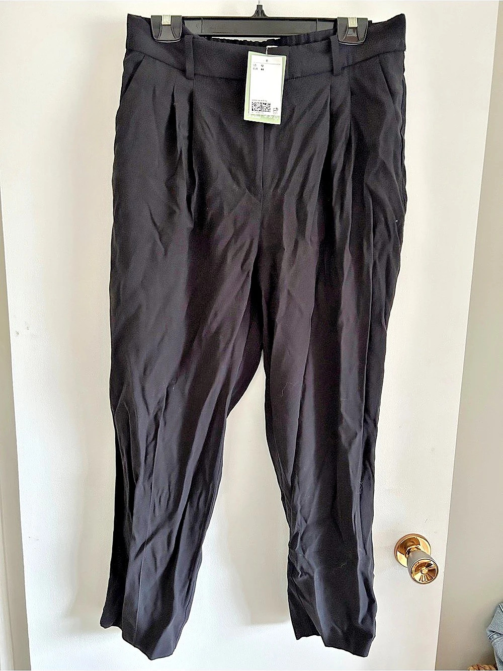 H&M Women's Black Pleated Pants US 12 NWT